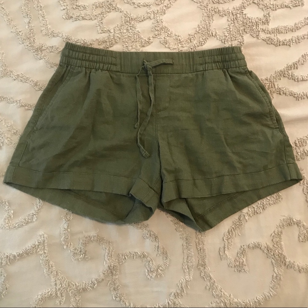 Old Navy Mid-Rise Linen Blend Shorts
